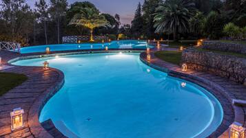Outdoor pool, open 10:00 AM to 7:30 PM, pool umbrellas, sun loungers