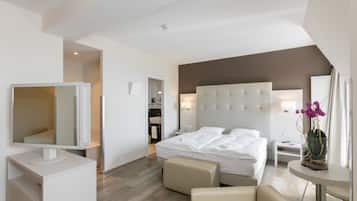 In-room safe, desk, free WiFi, bed sheets