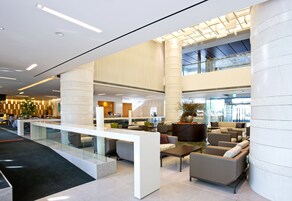 Sala de estar en el lobby