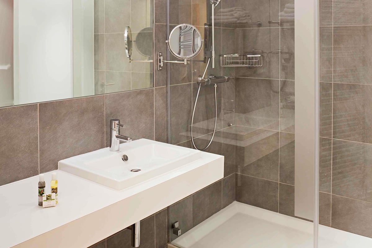 in-room safe, desk, soundproofing, iron/ironing board