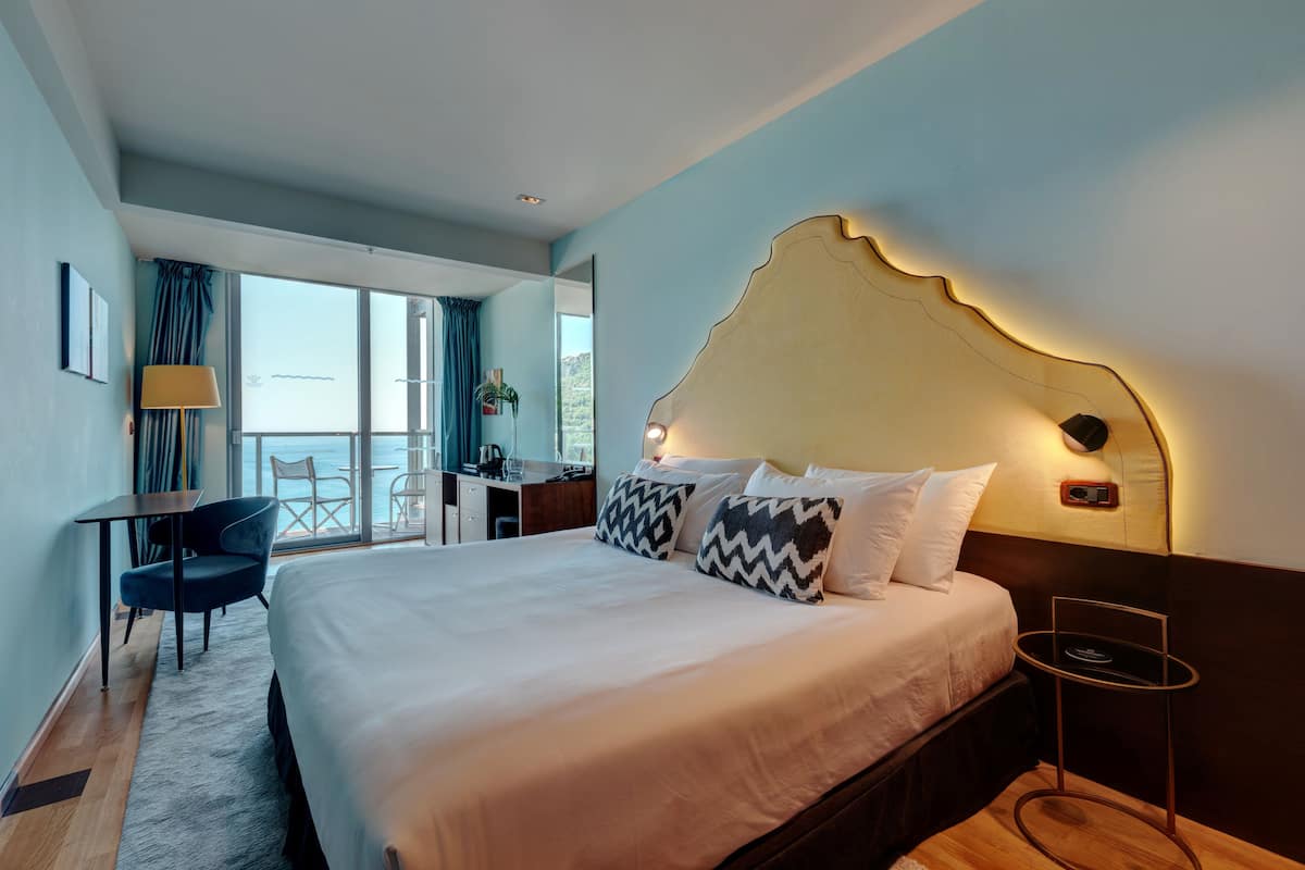 1 bedroom, minibar, in-room safe, desk