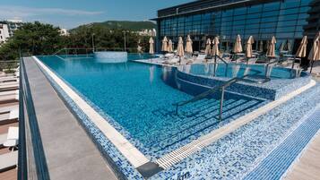 Indoor pool, 2 outdoor pools, pool umbrellas, pool loungers
