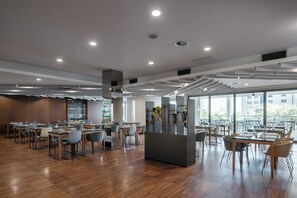 Daily buffet breakfast (EUR 20 per person)