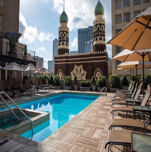 The Roosevelt New Orleans, a Waldorf Astoria Hotel