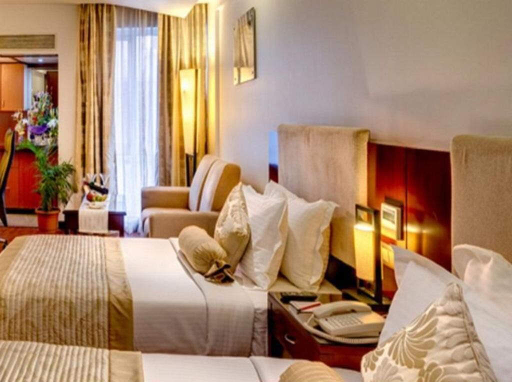 Minibar, in-room safe, soundproofing, free WiFi