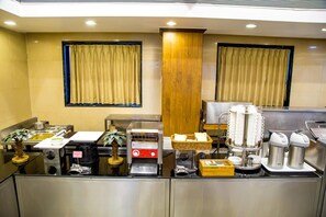 Restaurant - Hotel Tip Top Plaza (Mumbai)