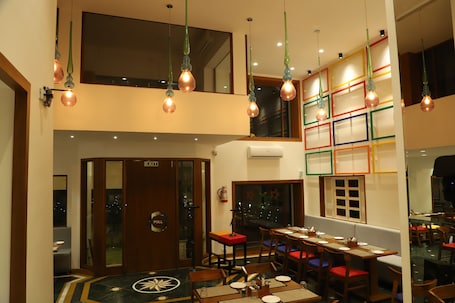 Breakfast, lunch, dinner served; local cuisine