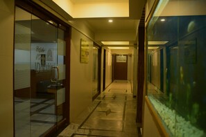 Hallway - Hotel Heritage Dakshin (Navi Mumbai)