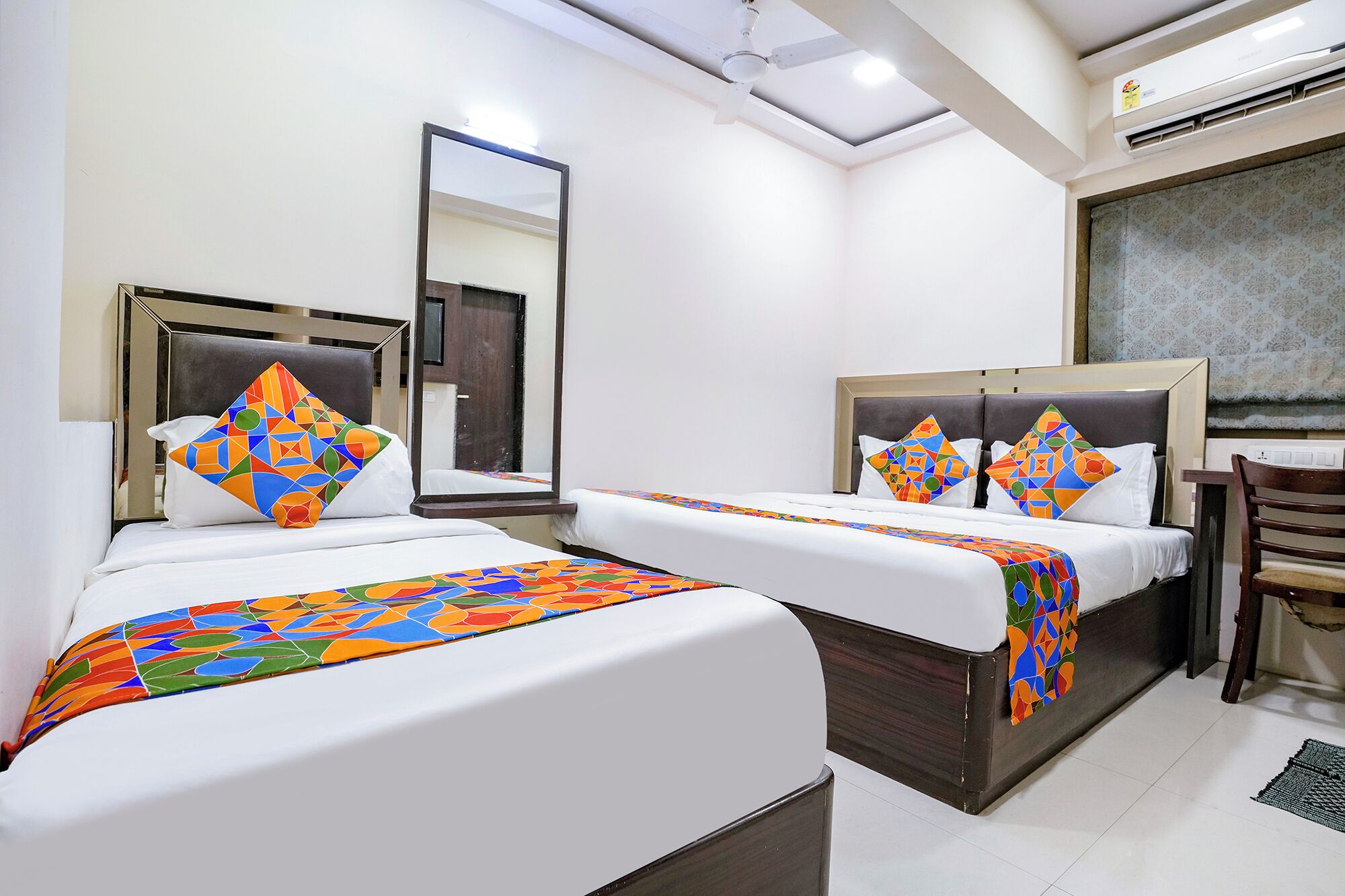 superior room, 1 double bed | in-room safe, desk, free wifi