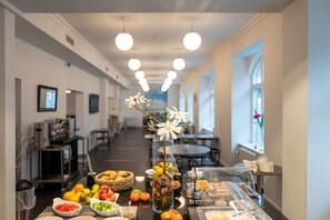 Daily continental breakfast (DKK 110 per person)
