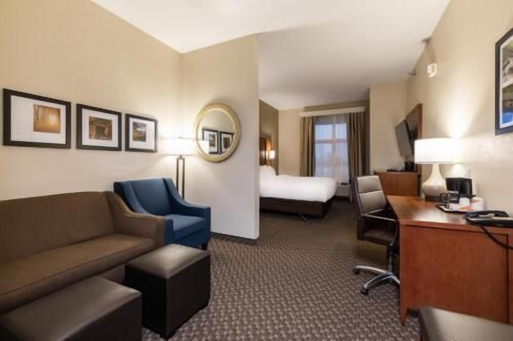 Pillowtop beds, desk, laptop workspace, iron/ironing board