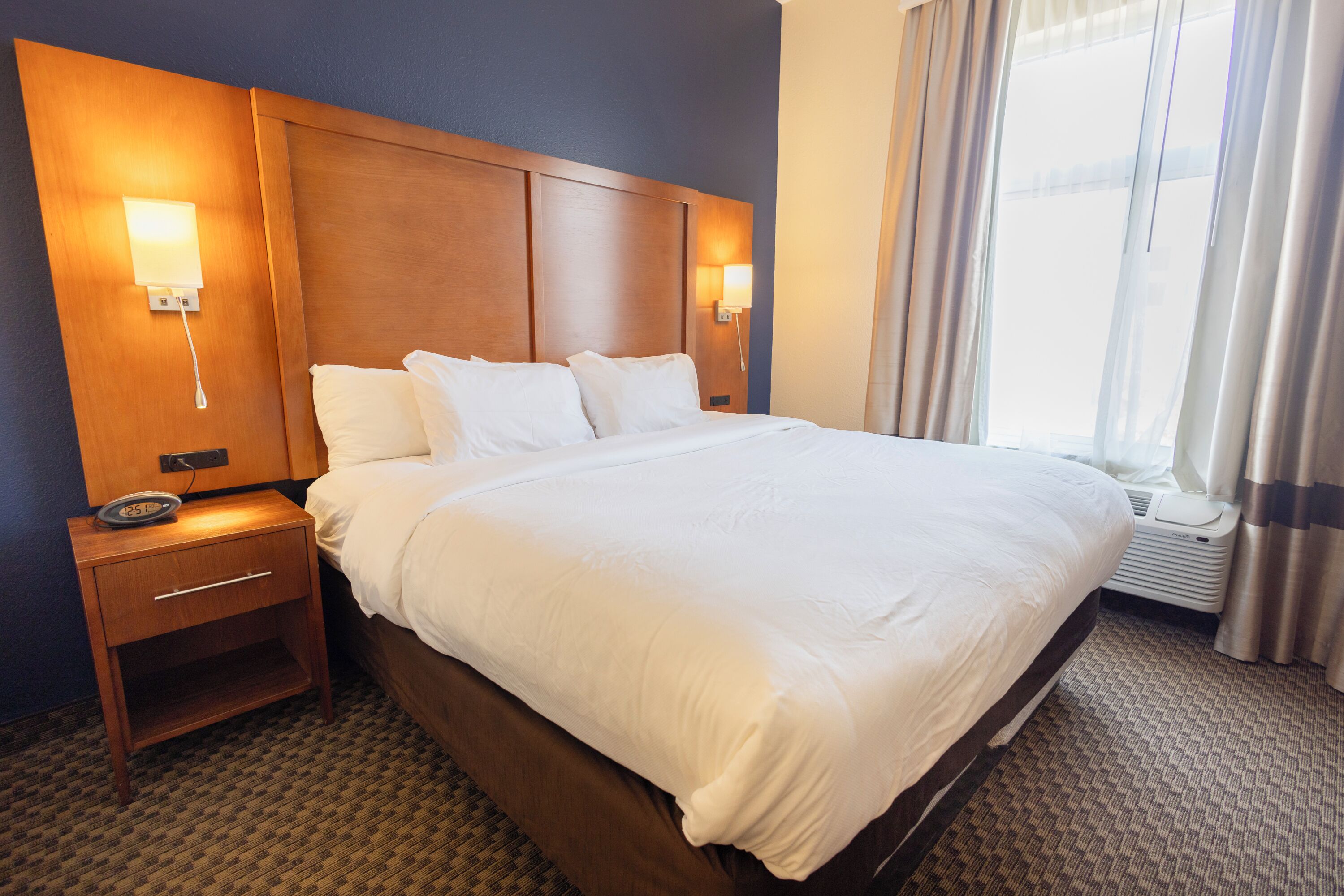 suite, 1 king bed with sofa bed, accessible, non smoking | pillow-top beds, desk, laptop workspace, iron/ironing board