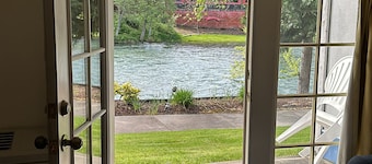 Edgewater Inn Shady Cove