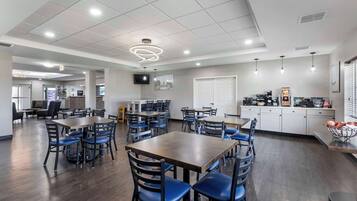 Tägliches inbegriffenes Frühstücksbuffet