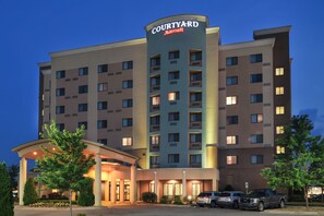 Exterior - Courtyard Marriott Concord (Concord)