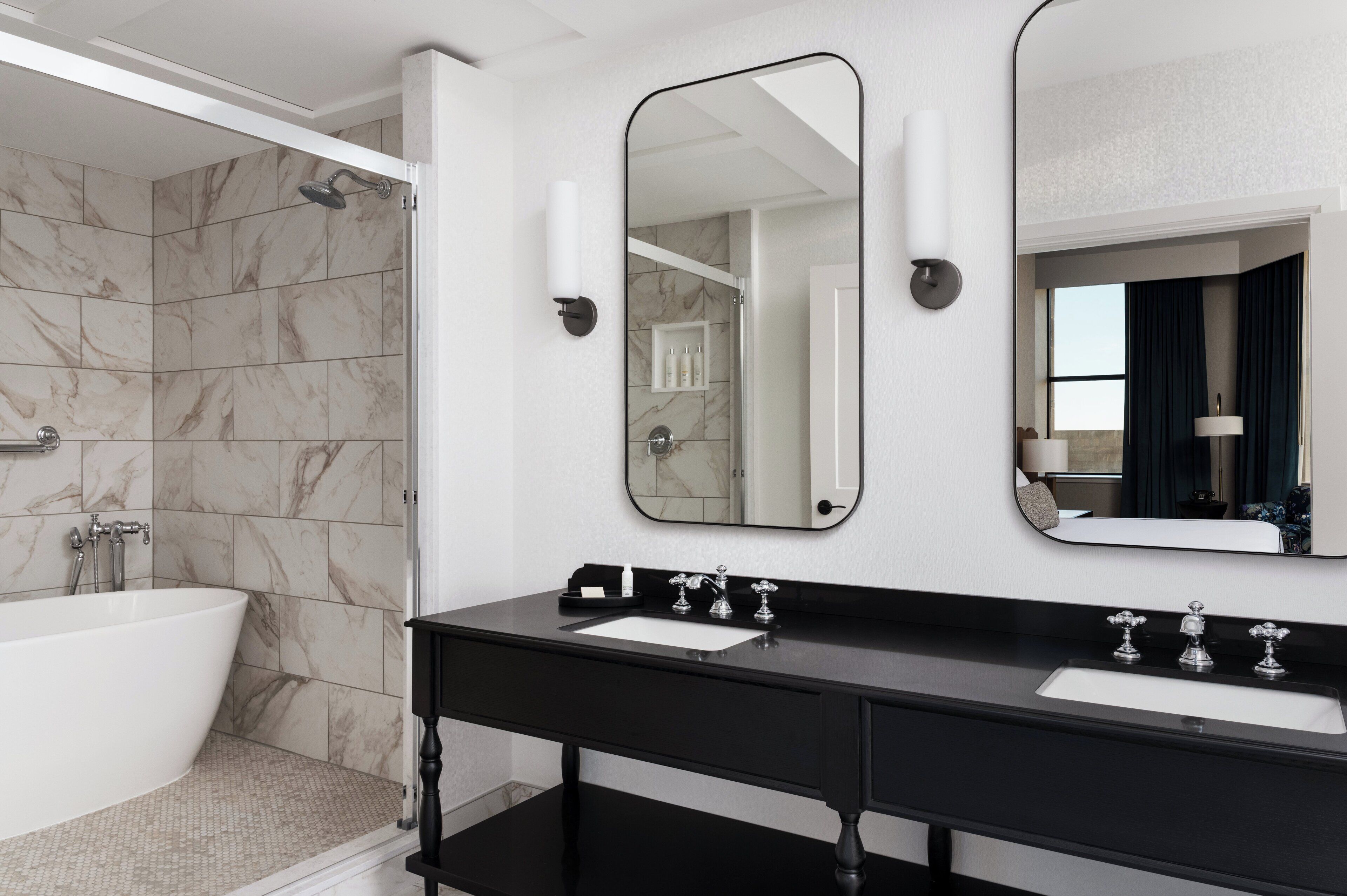 Photo - Kimpton Hotel Monaco Baltimore Inner Harbor by IHG