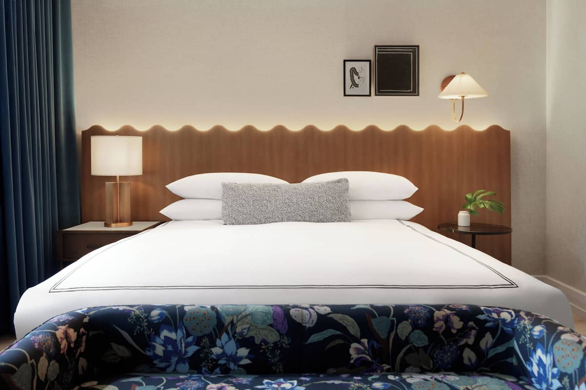 Frette Italian sheets, premium bedding, down comforters, pillowtop beds