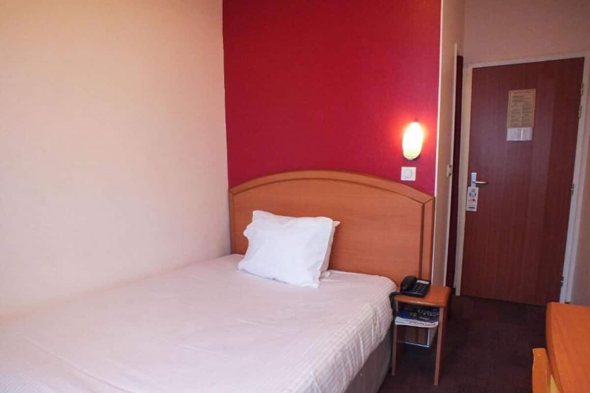 Classic Single Room