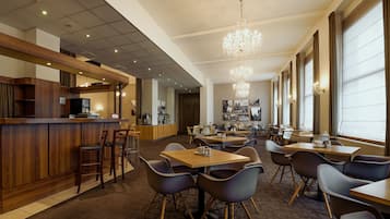 Bar (in der Unterkunft)