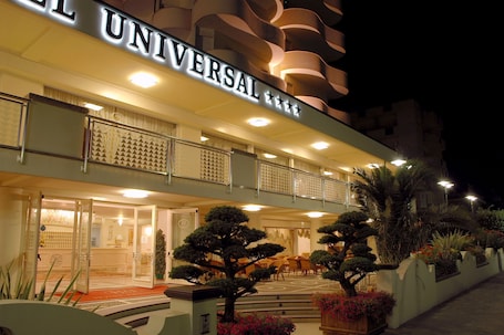 Front of property - evening/night. Hotel Universal