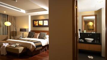 3 bedrooms, Egyptian cotton sheets, premium bedding, Select Comfort beds