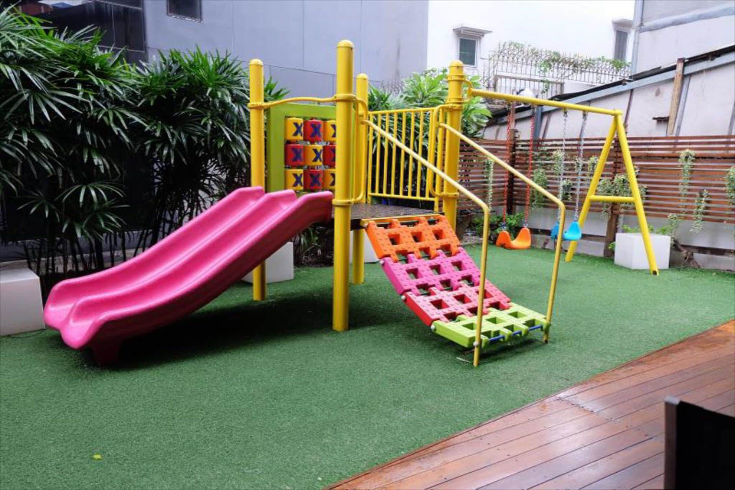 children’s play area – outdoor