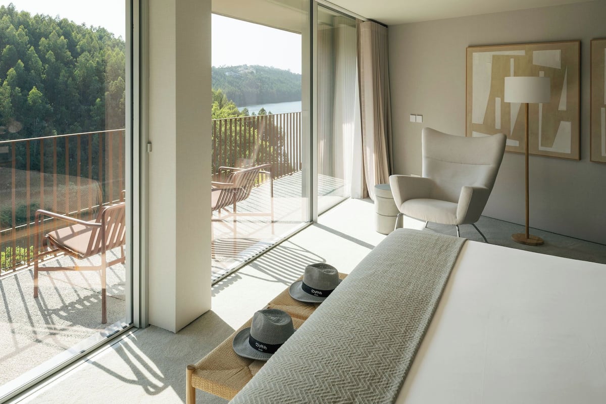 Villa, 2 Bedrooms (House Collection / Douro 2-Rooms) | 1 bedroom, minibar, in-room safe, desk