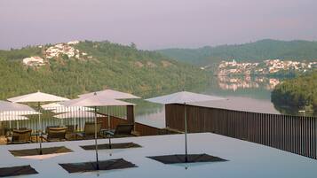 Indoor pool, seasonal outdoor pool, sun loungers