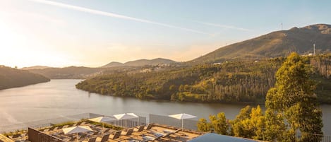 Indoor pool, seasonal outdoor pool, pool loungers