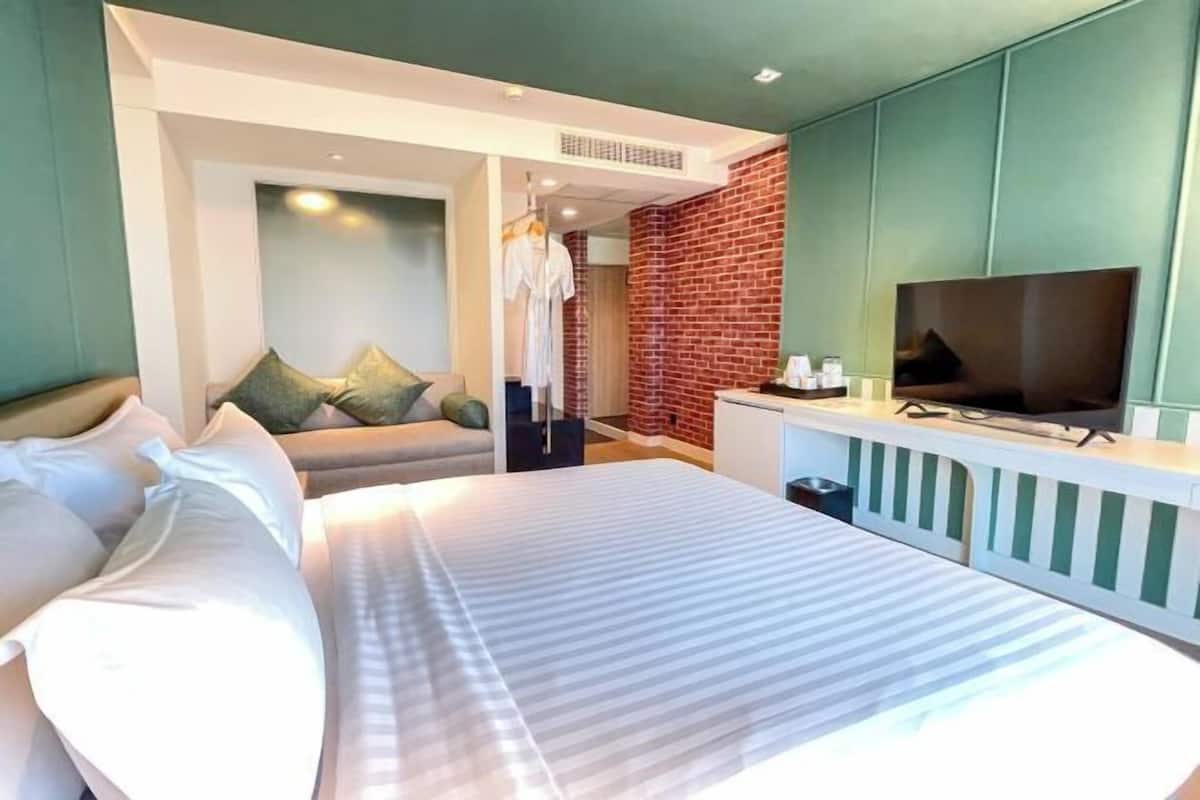 Een minibar, een kluis op de kamer, verduisterende gordijnen