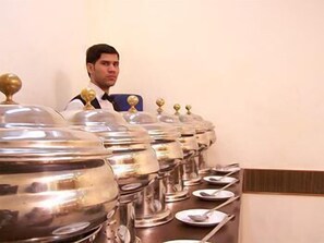 Dining - Hotel Grand Central (New Delhi)