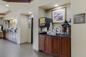 Free daily self-serve breakfast - Comfort Suites Pflugerville - Austin North (Pflugerville)