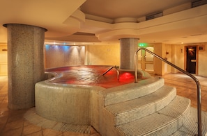 Couples treatment rooms, body treatments, deep-tissue massages - Hilton Sibiu (Sibiu)