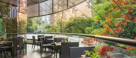 Lunsj og middag serveres