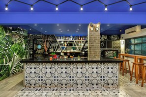 Bar (on property) - Jasminn Hotel - AM Hotel Kollection (Betalbatim)