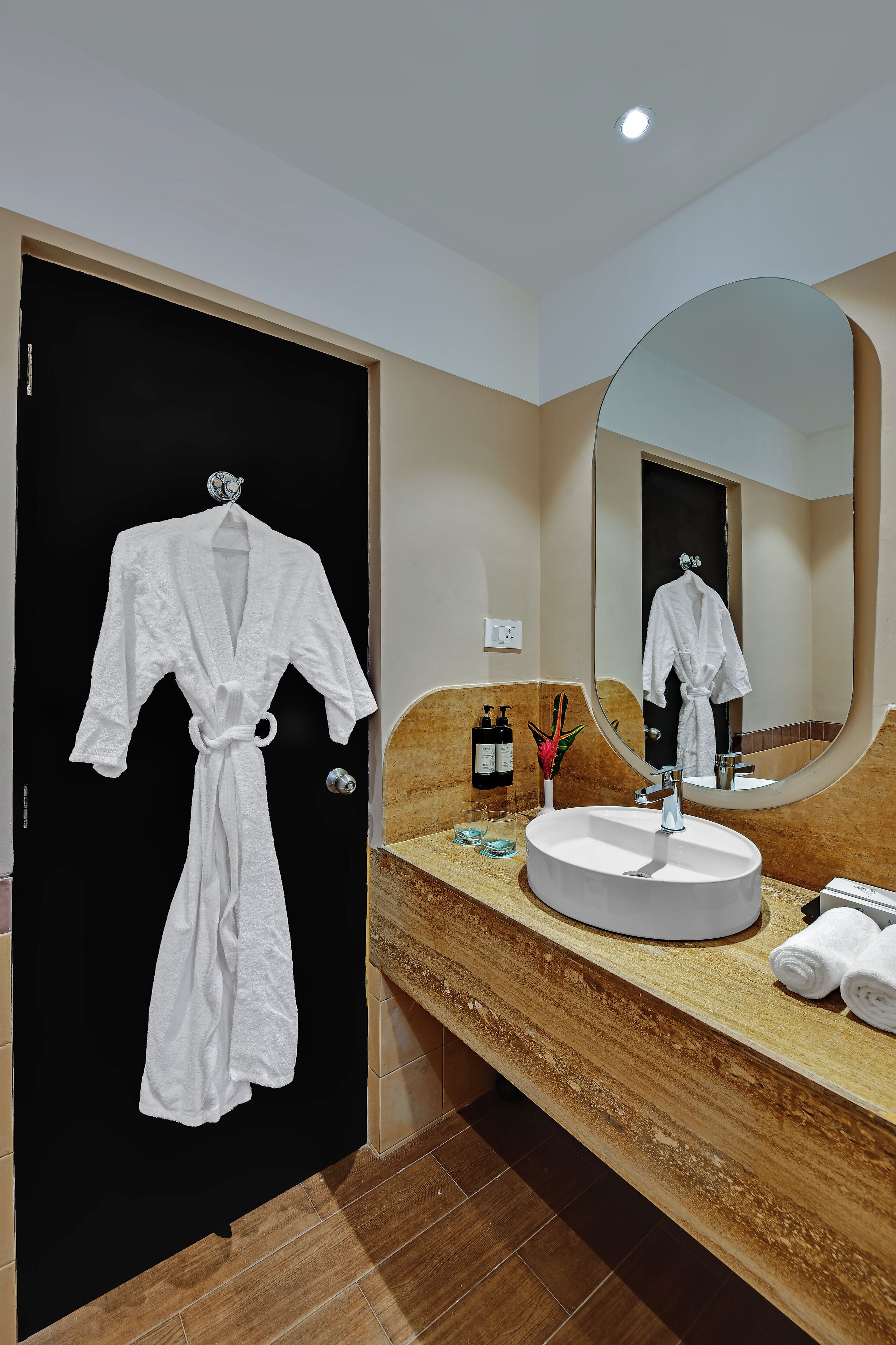 family suite, 1 bedroom, garden view | bathroom | shower, rainfall showerhead, free toiletries, hair dryer