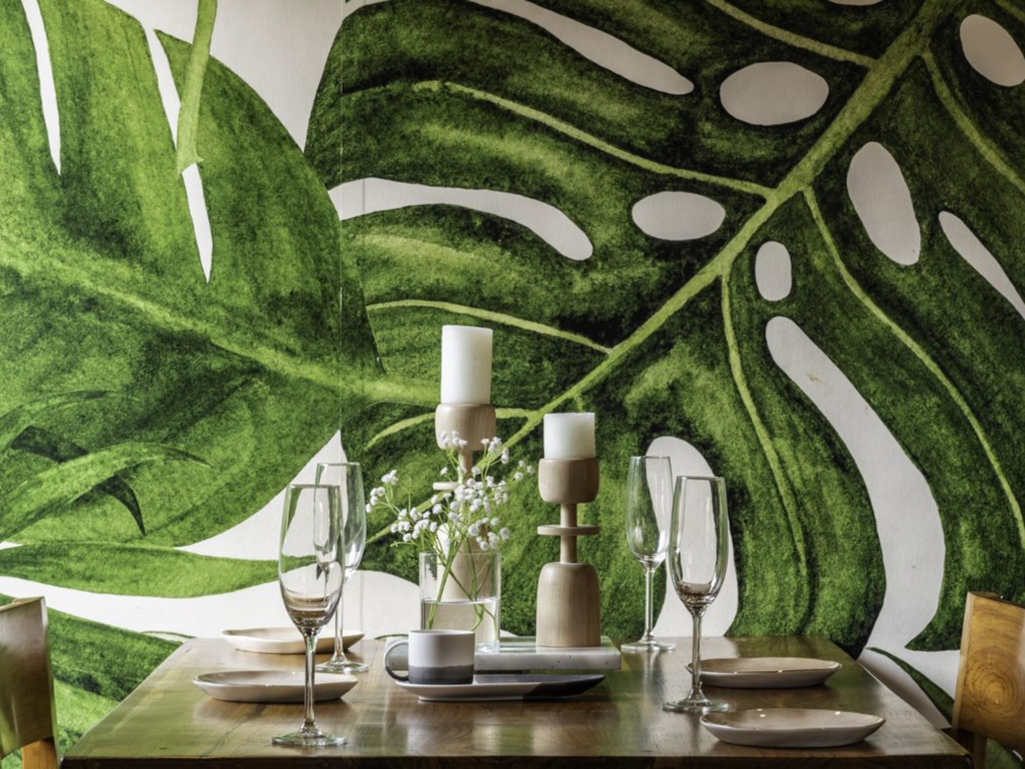 breakfast, lunch served; local and international cuisine, pool views