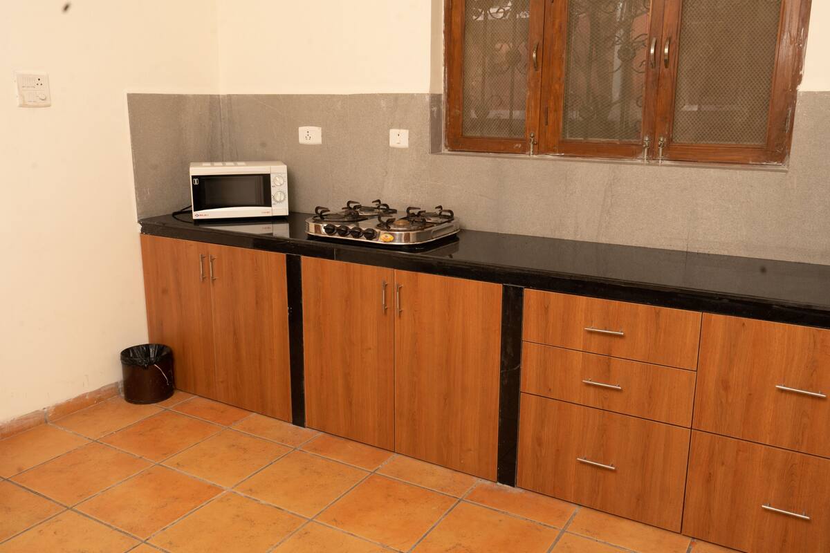 villa, 4 bedrooms, kitchen | private kitchen | fridge, coffee/tea maker, electric kettle, cookware/dishes/utensils