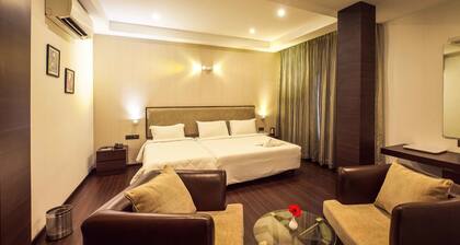 Brownstar Boutique Hotel