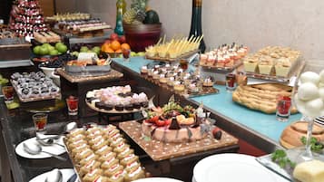 Desayuno para llevar (INR 750 por persona)