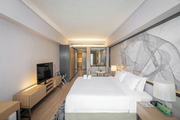 Studio Executive with king bed | Premium bedding, in-room safe, desk, blackout drapes - Riverdale Residence Xintiandi Shanghai (Shanghai)