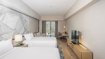 Studio Executive with twin beds