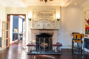 Reception - Three Ways House Hotel (Chipping Campden)