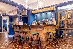 2 bars/lounges - Three Ways House Hotel (Chipping Campden)