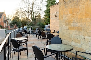 Terassi/patio