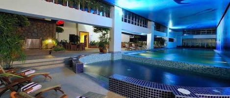 Indoor pool, outdoor pool