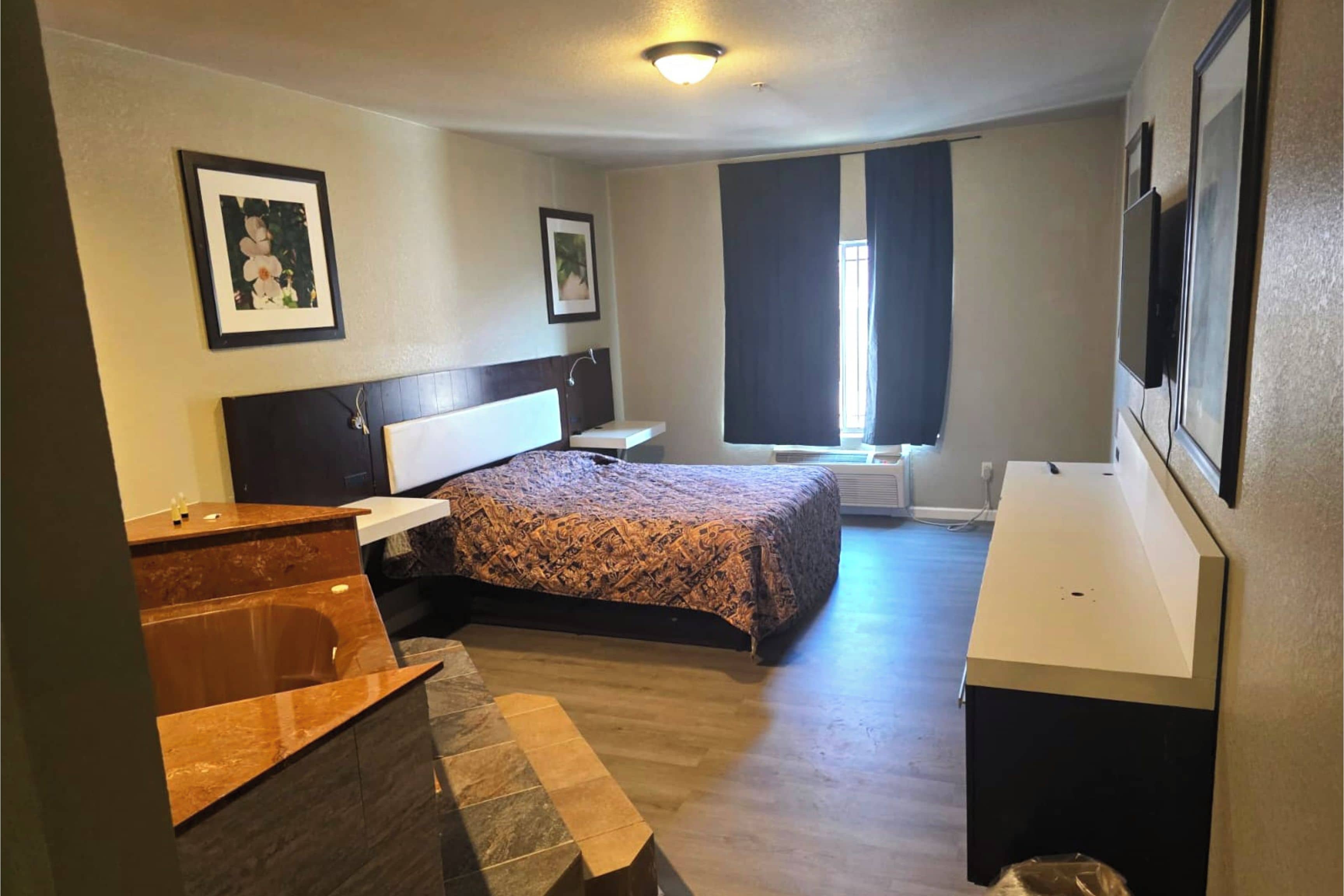 Suite, 1 kingsize-seng, ikke-røyk (Jacuzzi Tub)