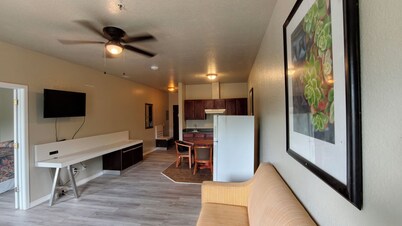Studio 7 By Capital O Killeen I-14