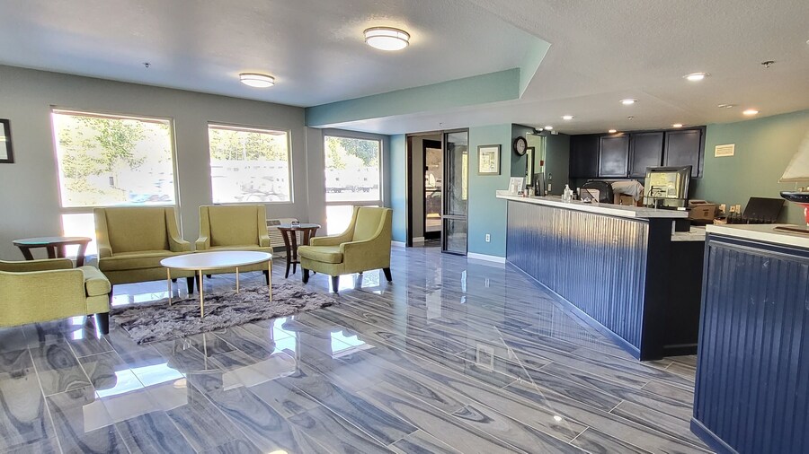 Olympic Inn & Suites