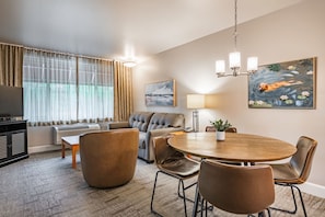 En 50-tommers smart-TV med kabel-kanaler